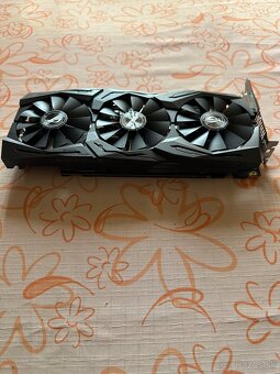 Asus Rog Strix 1080 8GB - 3