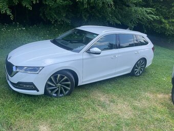 Predám škoda octavia 2.0 TDi dsg - 3