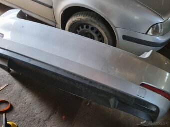 Škoda octavia 3 sedan zadný narážník parkovacie senzory - 3