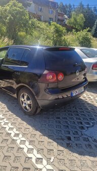 ponúkam golf 5 1.9 77 kw - 3