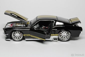 1:24 - Americké Muscle Cars - Maisto - 3
