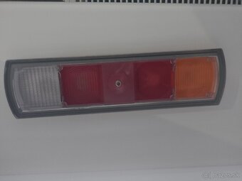 KRYT SVETLA SKODA 100/110R - 3