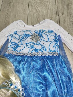 Predám kostým veľkosť 3-5rokov plus parochňa - 3