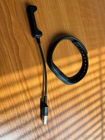 Predam na suciastky Fitbit naramok - 3