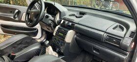 Land Rover - 3