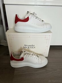 Alexander McQueen - 3