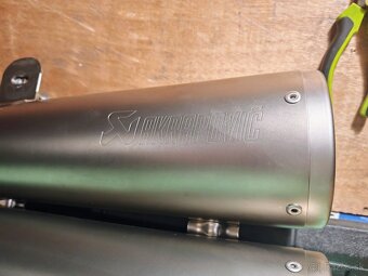 BMW AKRAPOVIC R nineT - 3
