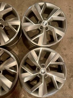 Škoda Triglav R19 7,0J x 19“ ET 43 ORIGINÁL - 3