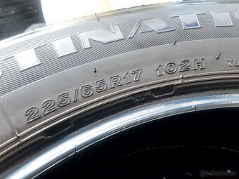 225/65r17 - 3