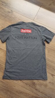 Predám panske tričko supreme Louis Vuitton - 3