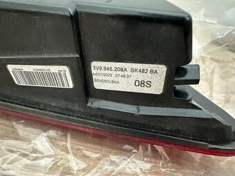 Originál Škoda zadné svetlo pravé vonkajšie Superb combi - - 3