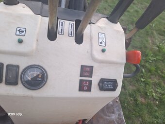 Bobcat E10 - 3