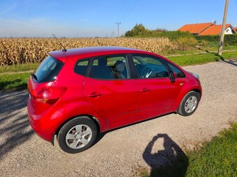 Kia Venga 1.4 benzin 66 kw , 74 000 km - 3