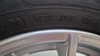 BMW disky ako nove 17" original so zimnými pneu 225/55 R17 - 3