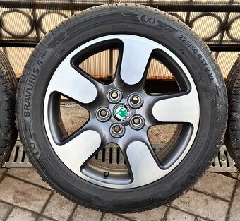 Skoda octavia Scout 5x112 225/50 r17 - 3