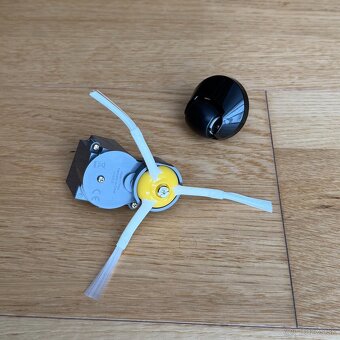 ORIGINÁL iRobot Roomba motor bočnej kefky, NOVÝ - 3