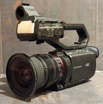 4K kamera Panasonic HC-X2000 + Raynox 0.7 Wide + CINE-X CPL - 3