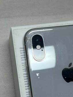IPHONE X • 64GB - 3