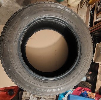 Zimné pneu 235/65 r17 - 3