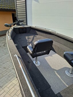 Motorový čln BREMA 450V PRO - 3