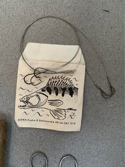 Retro rybarske vybavenie pre zberatela - 3