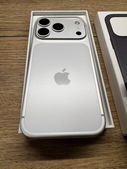 Apple iPhone 17 pro 256 - 3