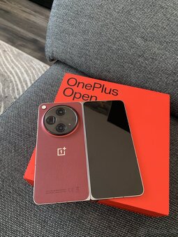 Oneplus Open 16Gb/1Tb v červenej eko koži - 3