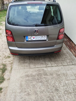 Volkswagen Touran 1,9 77kw - 3
