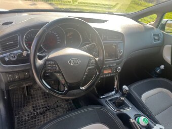 Kia ceed sw - 3