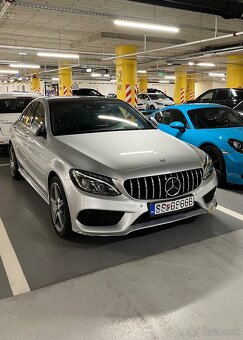 Mercedes-Benz C 300 AMG Line – TOP stav, takmer plná výbava - 3