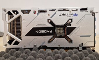 AMD Radeon RX 6600 XT Sapphire Nitro + - 3