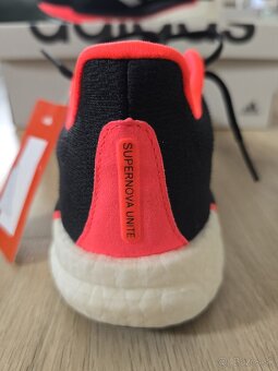 Bežecké tenisky Adidas Supernova Unite - 3