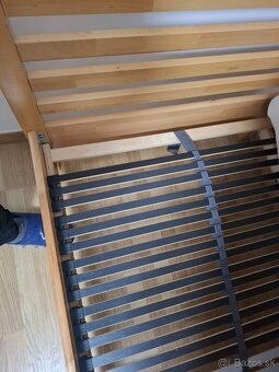 Posteľ 90 × 200 cm, rošt a matrac. - 3