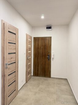 3 izbový byt s balkónom Lomnická - 3