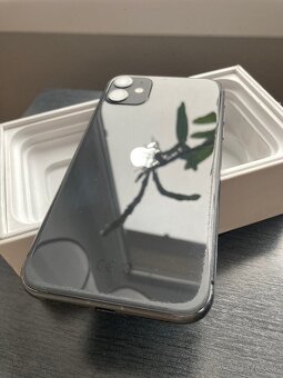 Iphone 11 Black 64 GB - 3