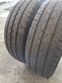 Predam 2ks letne pneu 225 65 16C - 3