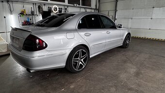 Mercedes-Benz W211 E 320 CDI 4matic 165kw - 3