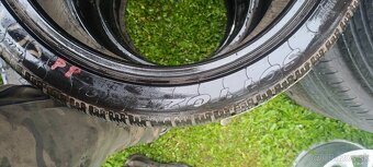 Pirelli sotto zero 225/45R18 runflat - 3