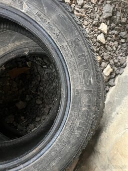 Predam hrotove gumy NOKIAN  165/65 R 14 - 3