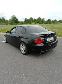 Predám Bmw E90 318d - 3