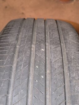 Predám 4ks pneumatiky HANKOOK DYNAPRO HP2 215/65R16 - 3