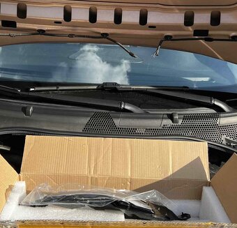 DRL denné svietenie ľavé predné Fiat 500e OEM: 00521403930 - 3