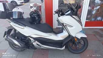 Predám Hondu forza 300 - 3