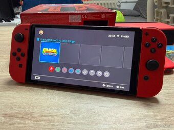 predám Nintendo Switch OLED Mario red edi+Crash bandicoot - 3