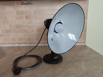 Kovová industrialna lampa - 3