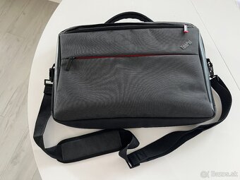 TOP - Predam Lenovo T14s Gen4 + dock station - 40AY - 3