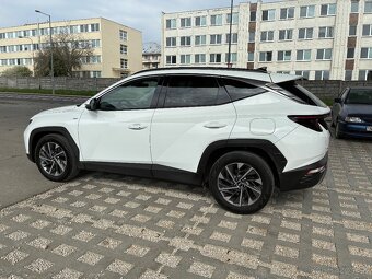 HYUNDAI TUCSON 1.6 CRDi A/T 2021 - 3