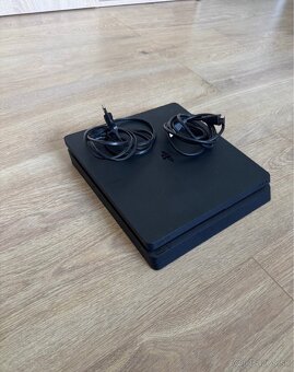 Ps4 slim 1TB - 3