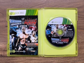 Hra na Xbox 360 - Smack Down vs Raw 2011 - 3