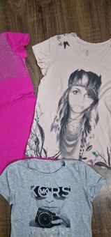 Trička spolu 18€ zn.Patrizia Pepe,M.Kors - 3